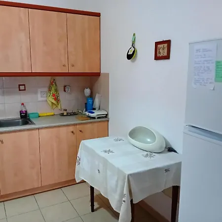 Lampros